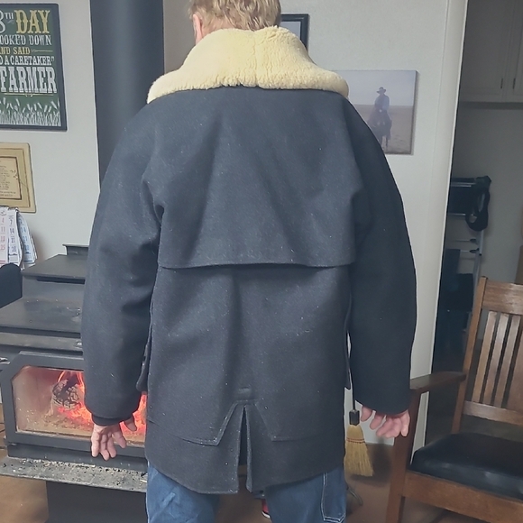 Filson Charcoal Jacket with Cream Collar - Picture 2 of 3